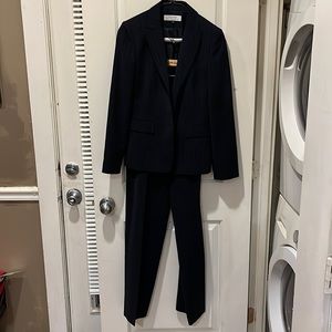 Work classic. Never worn like new